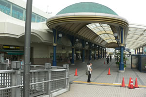 JR舞浜駅