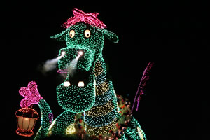 東京ディズニーランド・エレクトリカルパレード・ドリームライツ クリスマスバージョン ピートとドラゴン