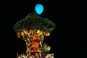 東京ディズニーランド・エレクトリカルパレード・ドリームライツ クリスマスバージョン くまのプーさん