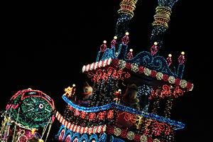 東京ディズニーランド・エレクトリカルパレード・ドリームライツ クリスマスバージョン スモールワールド
