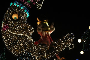 東京ディズニーランド・エレクトリカルパレード・ドリームライツ クリスマスバージョン ジミニー・クリケット