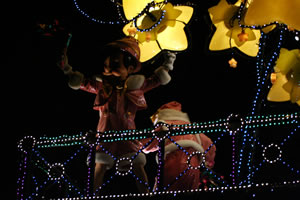 東京ディズニーランド・エレクトリカルパレード・ドリームライツ クリスマスバージョン ピノキオ